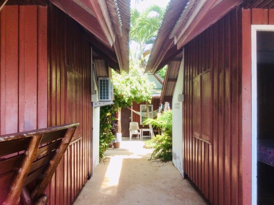 Beer'S House Bungalows เบียร์เฮ้าส์บังกะโล Ban Lamai Exterior photo