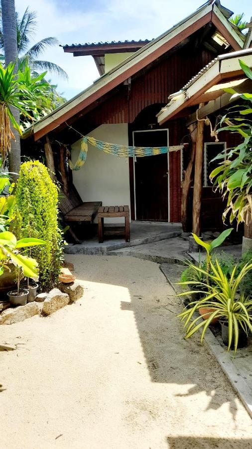 Beer'S House Bungalows เบียร์เฮ้าส์บังกะโล Ban Lamai Exterior photo