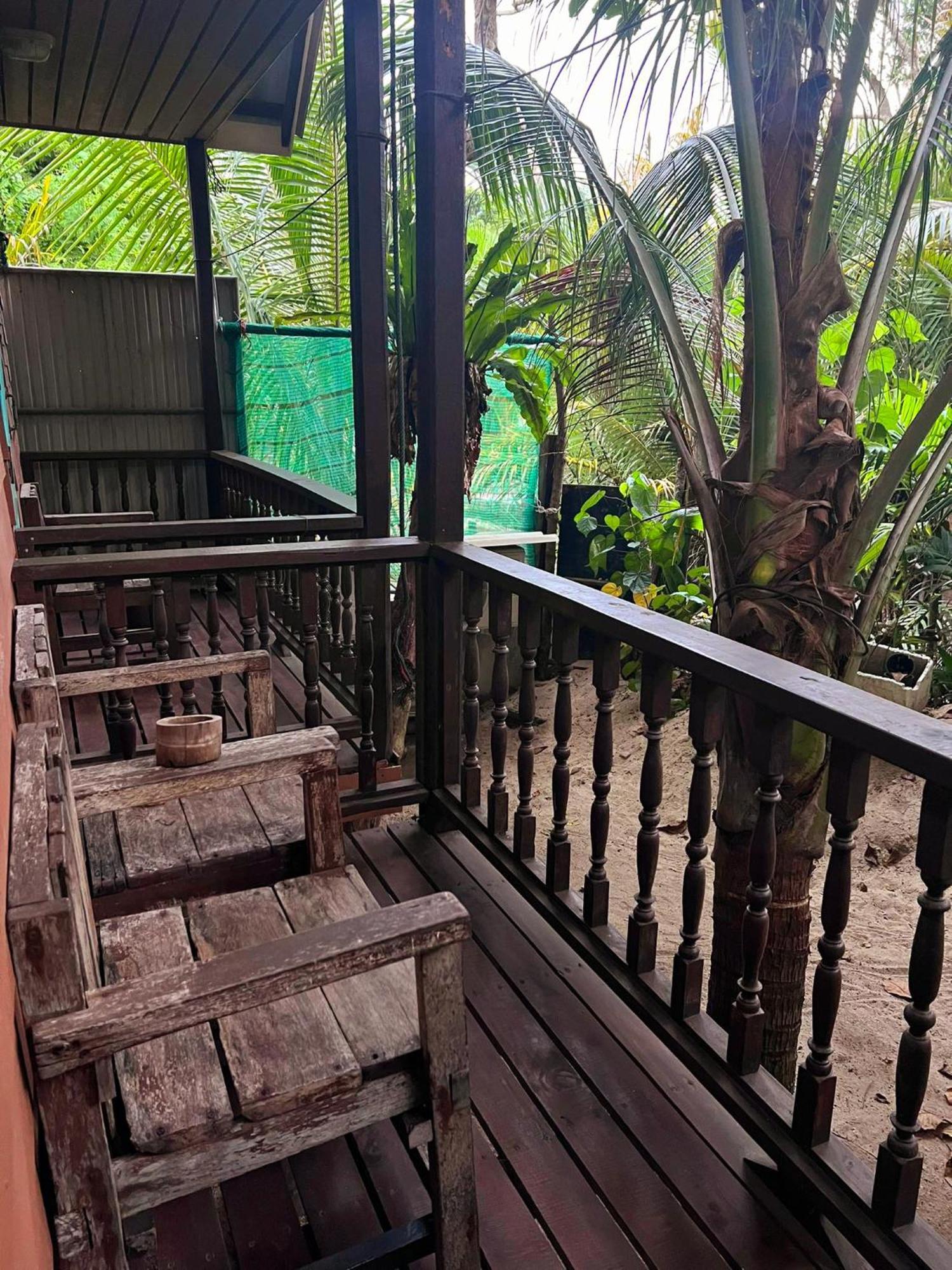 Beer'S House Bungalows เบียร์เฮ้าส์บังกะโล Ban Lamai Exterior photo
